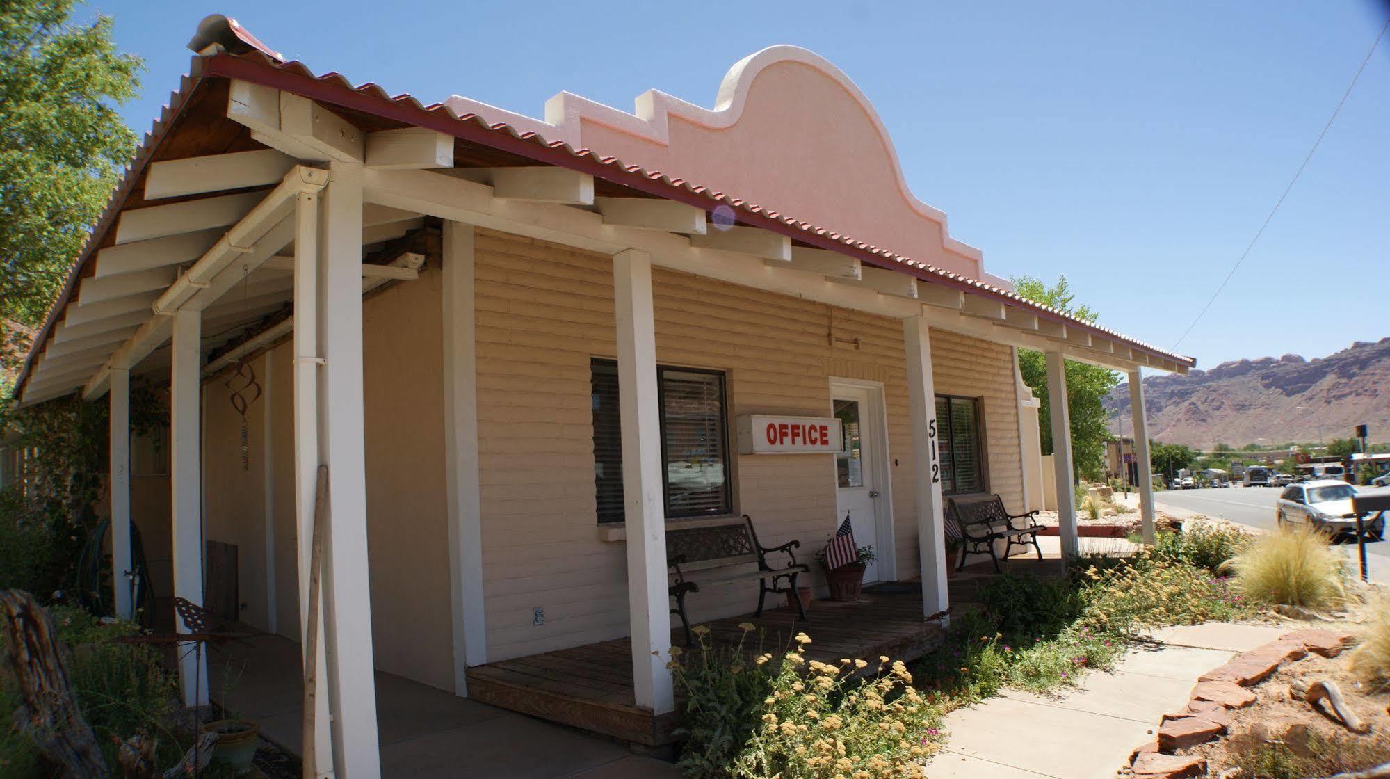 Adventure Inn Moab Bagian luar foto