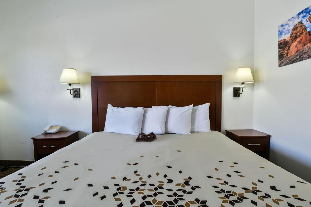 Adventure Inn Moab Bagian luar foto
