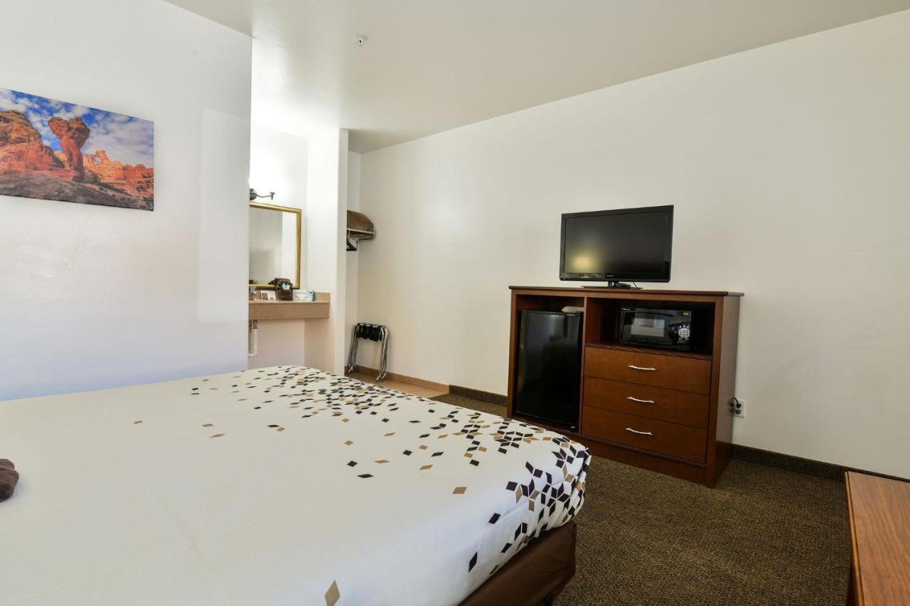 Adventure Inn Moab Bagian luar foto