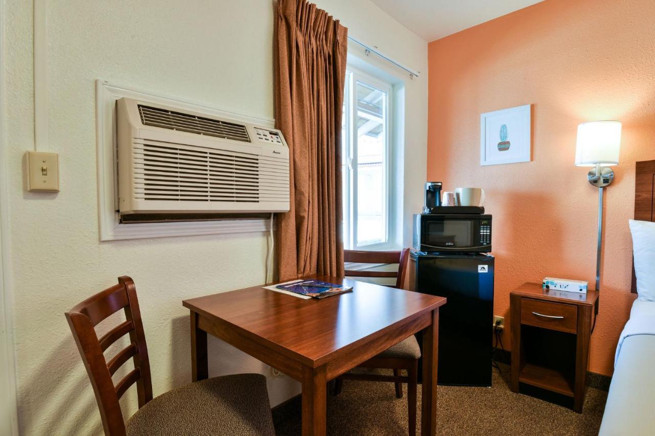 Adventure Inn Moab Bagian luar foto